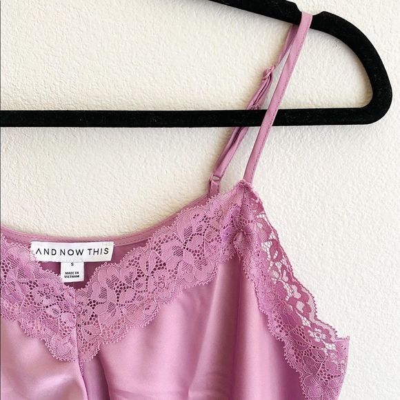 Y2K Lace pink satin cami crop top - Picture 3 of 5